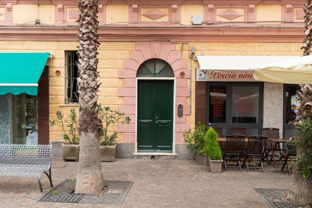 Le Finestre Sul Mare Daire Albissola Marina Dış mekan fotoğraf